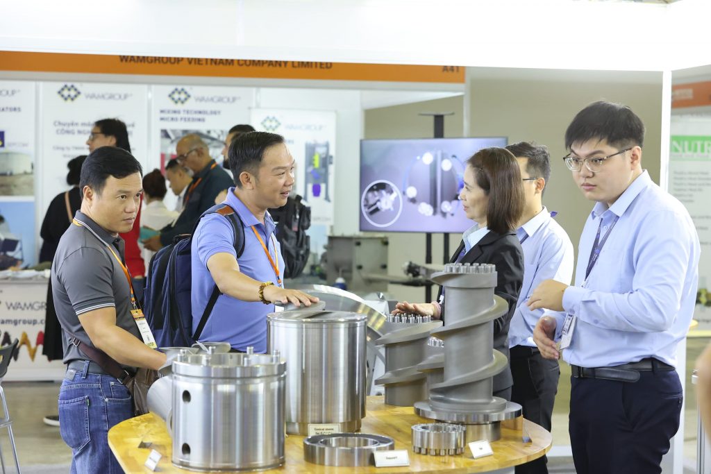 Việc xuất khẩu thịt và các sản phẩm chế biến, ngành này không chỉ giúp tăng trưởng GDP mà còn cải thiện cán cân thương mại của quốc gia