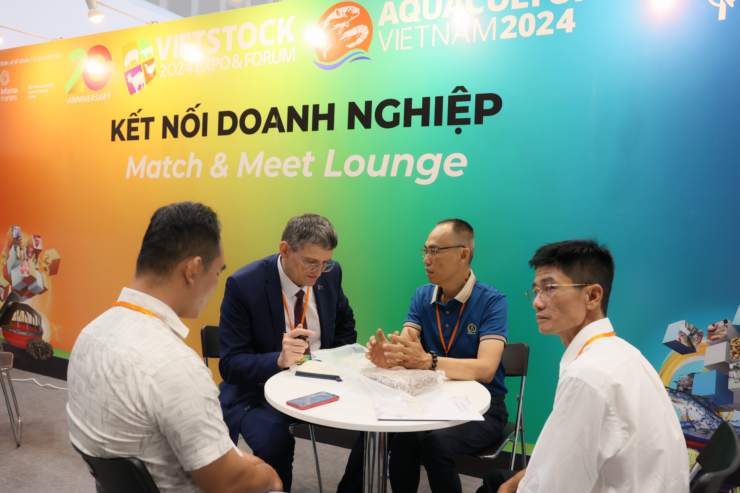 Kết nối doanh nghiệp - Triển lãm vietstock