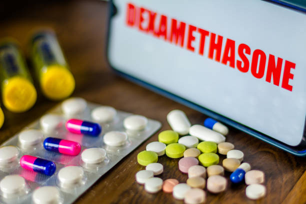Dexamethasone cùng nhiều viên thuốc minh họa nguy cơ tương tác thuốc